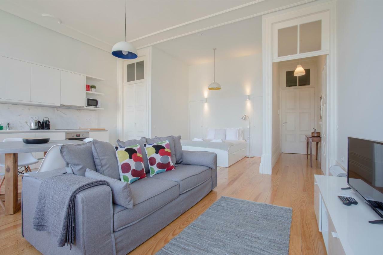 Downtown Spacious Studio Порту Экстерьер фото